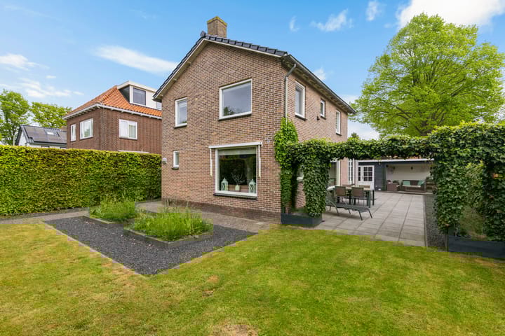 Photo 1 of Leliestraat 46