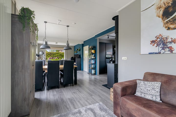 Photo 17 of Leliestraat 46