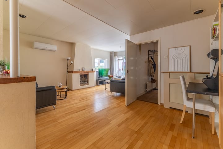 Photo 2 of Thialflaan 18