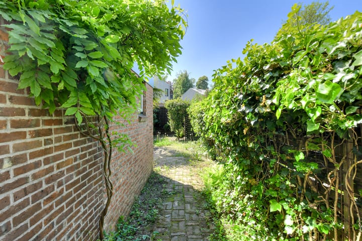 Foto 35 van Bavelselaan 16