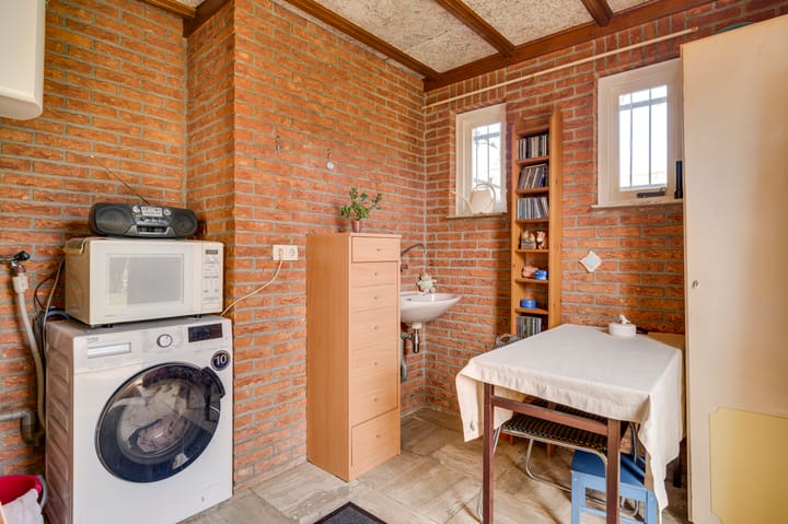 Photo 11 of Peereboom 24