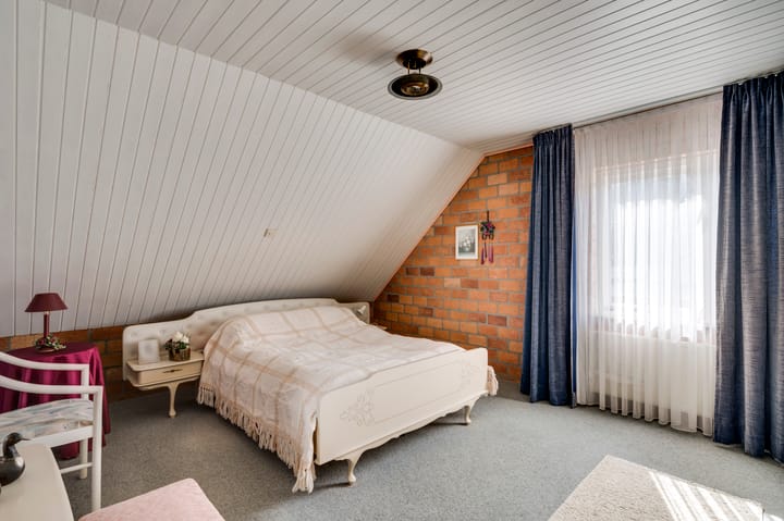 Photo 18 of Peereboom 24