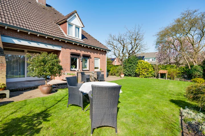 Photo 38 of Peereboom 24