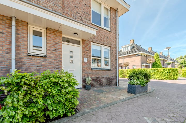 Photo 5 of Prinses Amaliastraat 2