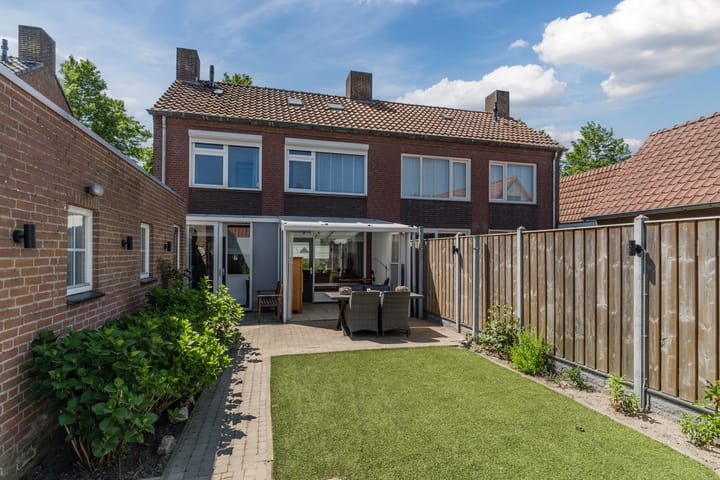 Foto 23 van Lindenstraat 45