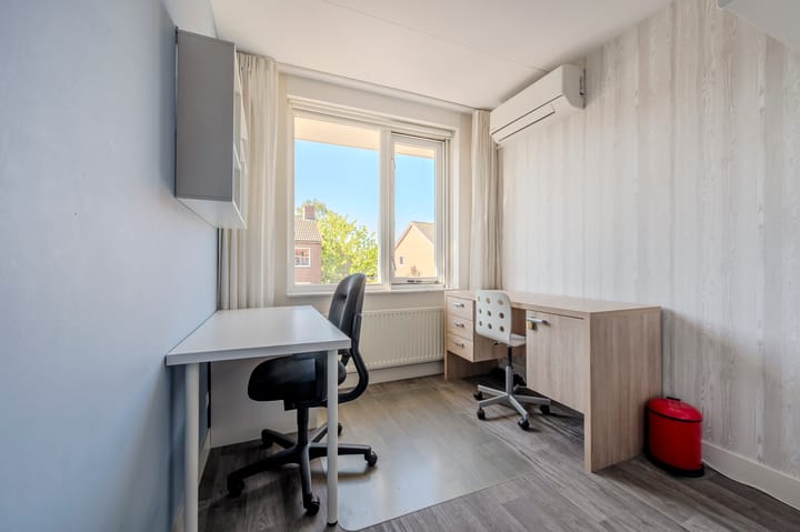 Photo 28 of Prinses Amaliastraat 2