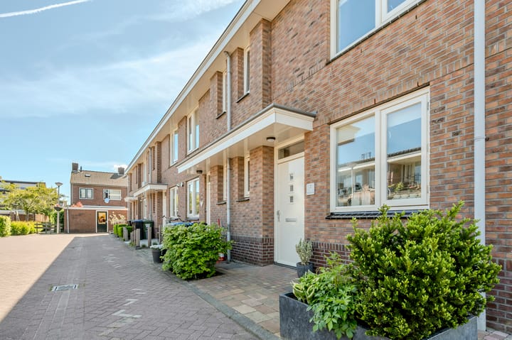 Photo 54 of Prinses Amaliastraat 2