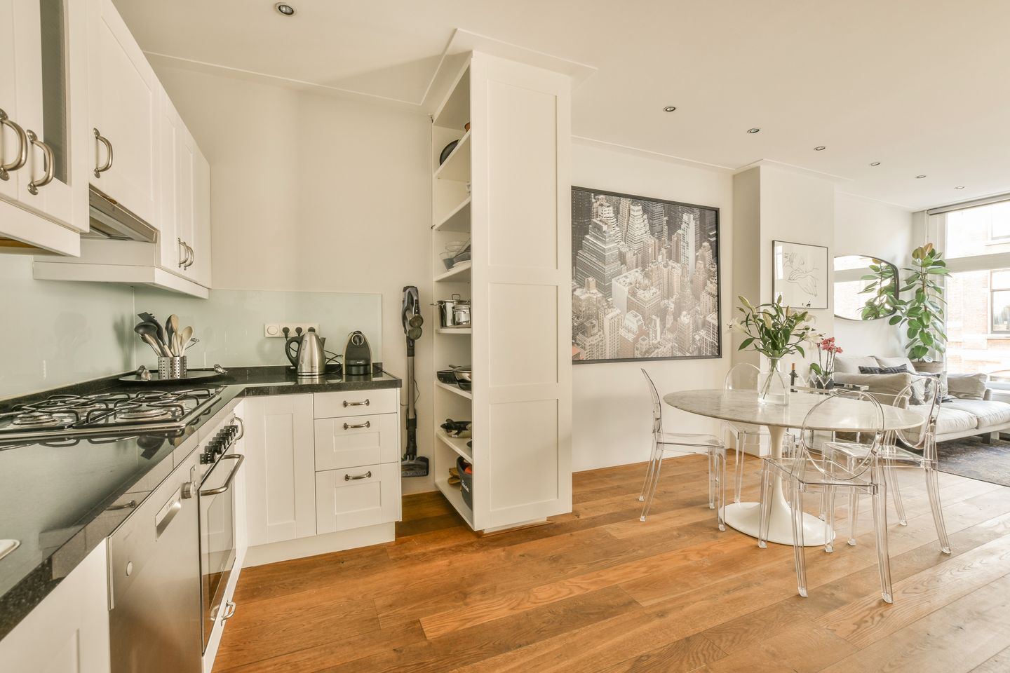 Foto 10 van Van Eeghenstraat 20-1