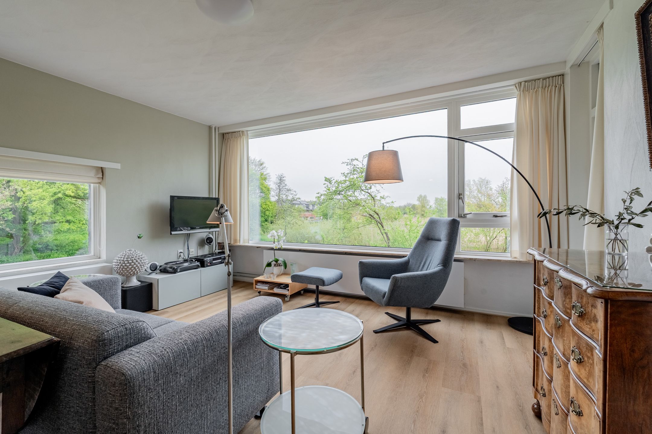 Photo 6 of Camera Obscuralaan 398