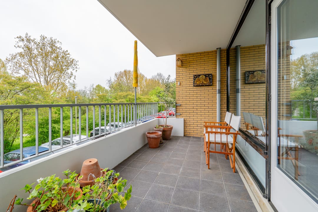 Photo 8 of Camera Obscuralaan 398