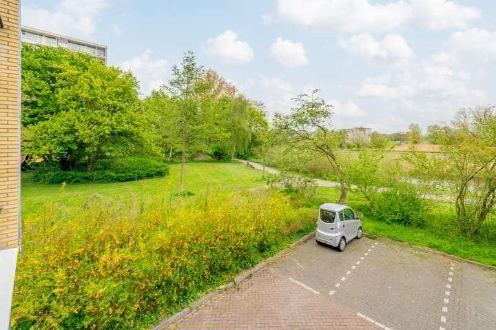 Photo 10 of Camera Obscuralaan 398