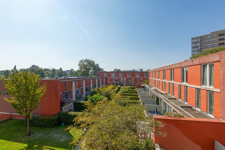 Photo 33 of Hongarenburg 123