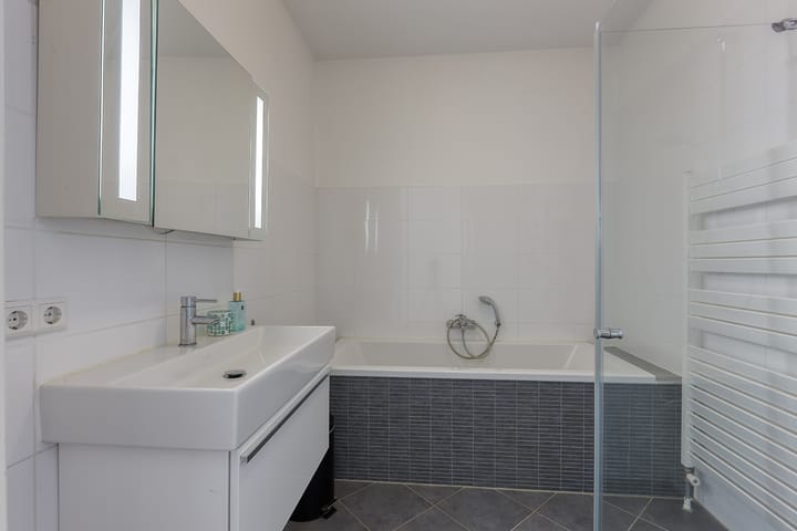 Photo 35 of Hongarenburg 123