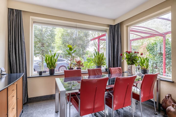 Foto 10 van von Suttnerstraat 54