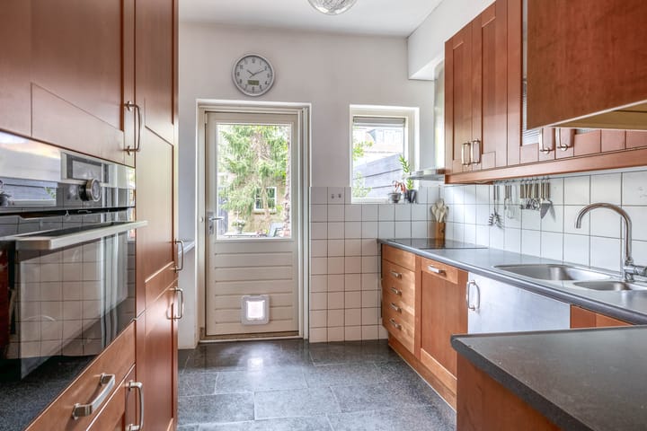 Foto 11 van von Suttnerstraat 54