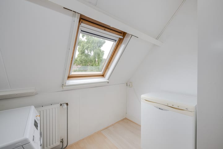 Foto 24 van Van 't Hoffstraat 20-B