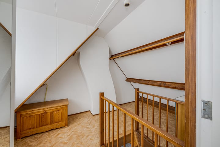 Foto 32 van Van 't Hoffstraat 20-B