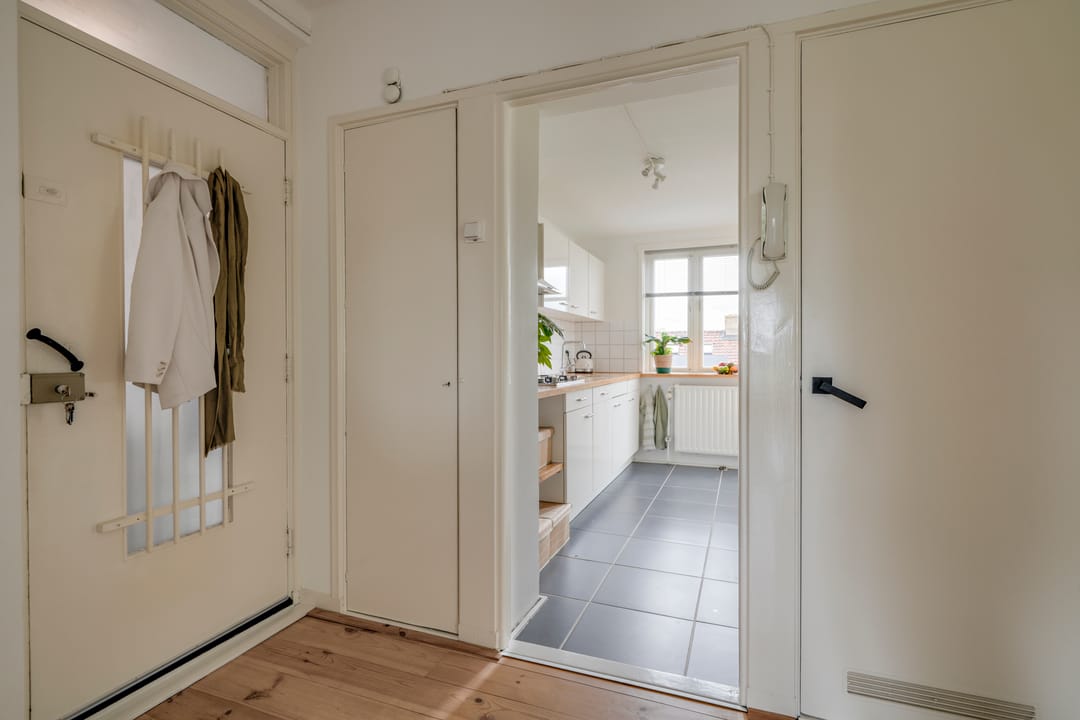 Photo 16 of Joseph Haydnlaan 20-2