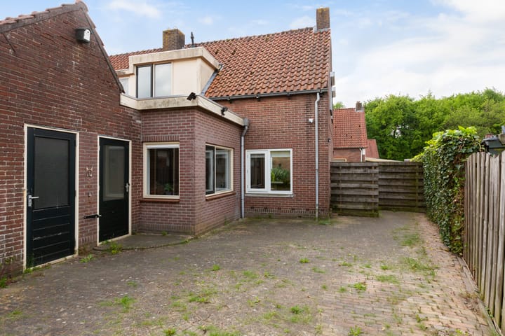 Foto 11 van Beatrixstraat 12