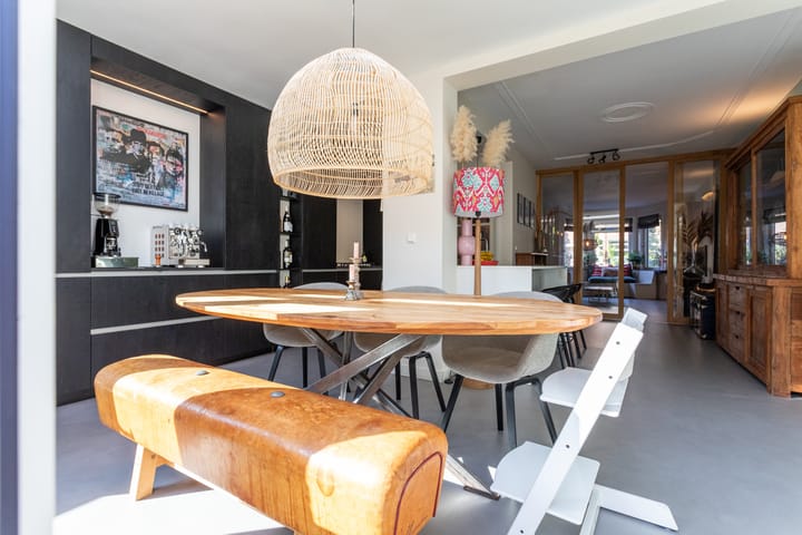 Foto 12 van Kamillestraat 27