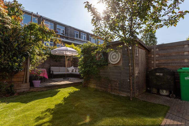 Foto 16 van Kamillestraat 27