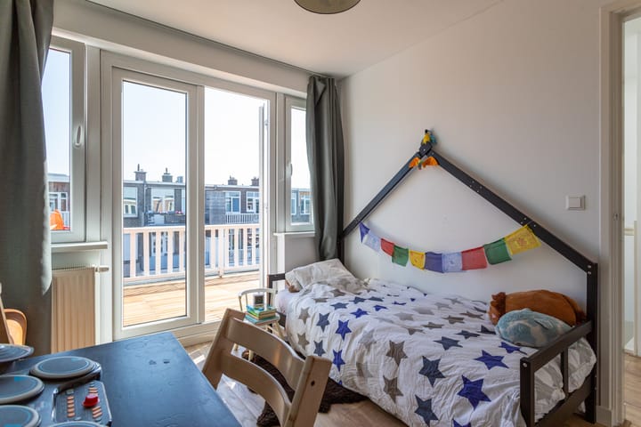 Foto 51 van Kamillestraat 27