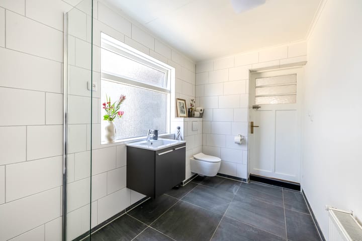 Foto 18 van Voorstraat 16