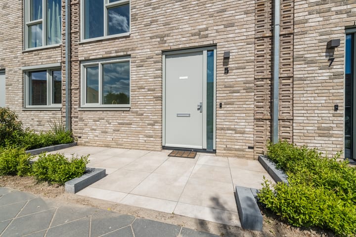 Foto 30 van Elizabeth Anscombestraat 5