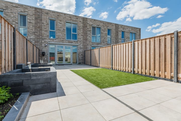 Foto 35 van Elizabeth Anscombestraat 5