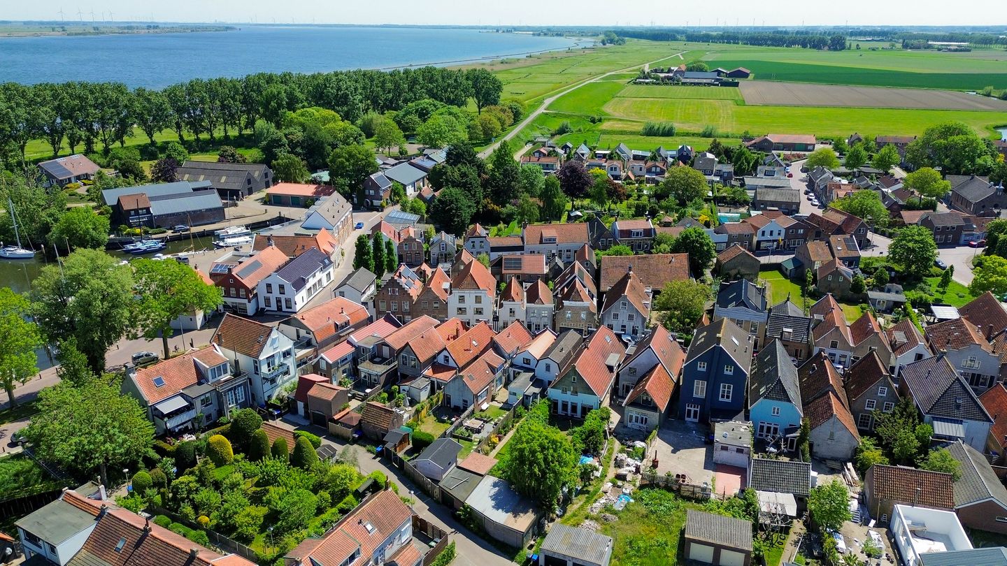 Foto 34 van Voorstraat 16