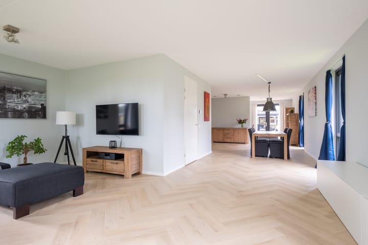 Photo 24 of Pier Thomasstrjitte 13