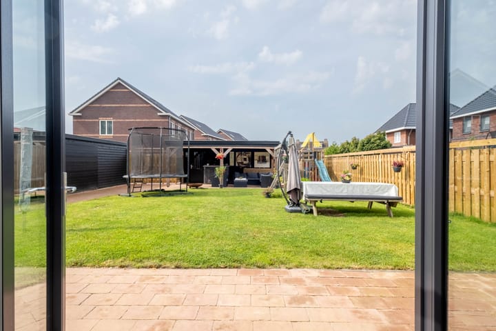 Photo 35 of Pier Thomasstrjitte 13