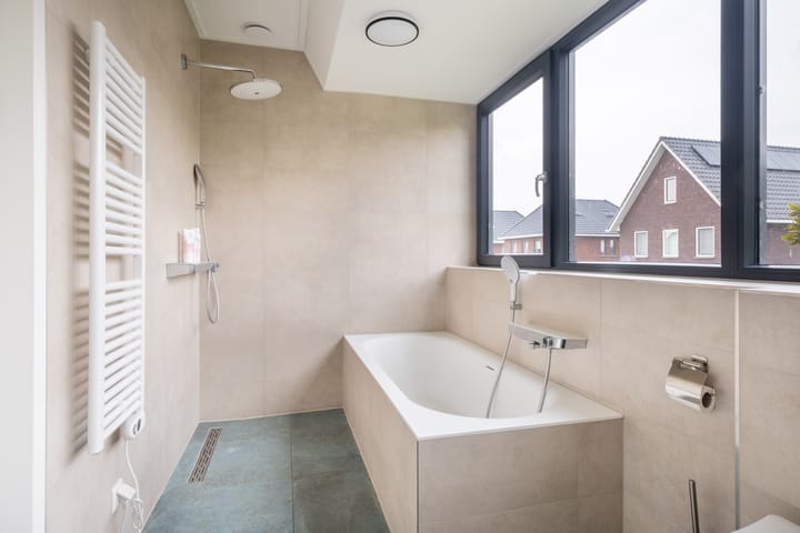 Photo 52 of Pier Thomasstrjitte 13