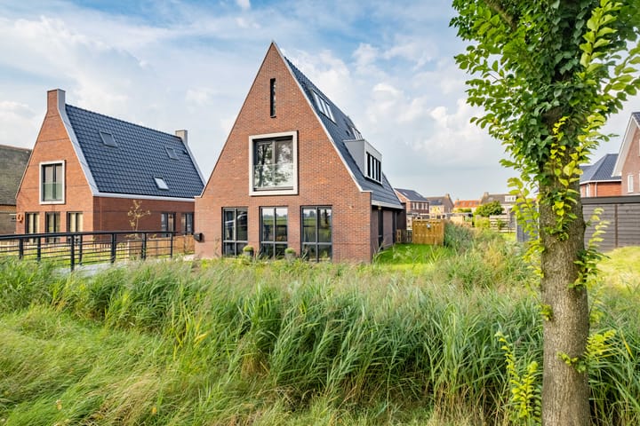 Photo 63 of Pier Thomasstrjitte 13