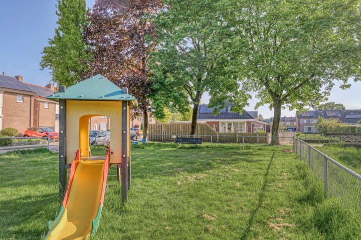 Foto 37 van Nachtegaalstraat 2