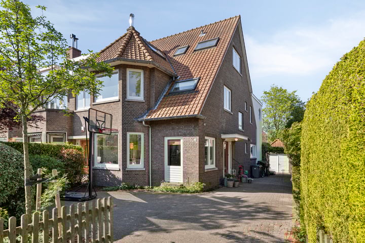Van Zuylen van Nijeveltstraat 79