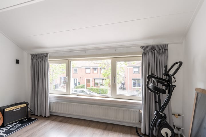 Foto 24 van Tuinstraat 35