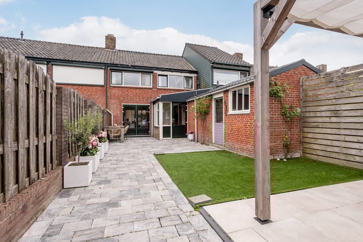 Foto 31 van Tuinstraat 35