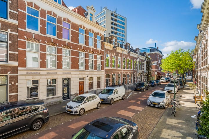 Foto 2 van Van Merlenstraat 120