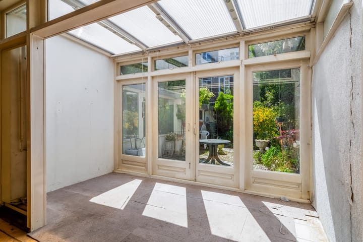 Foto 19 van Van Merlenstraat 120