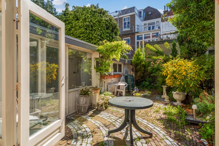 Foto 21 van Van Merlenstraat 120