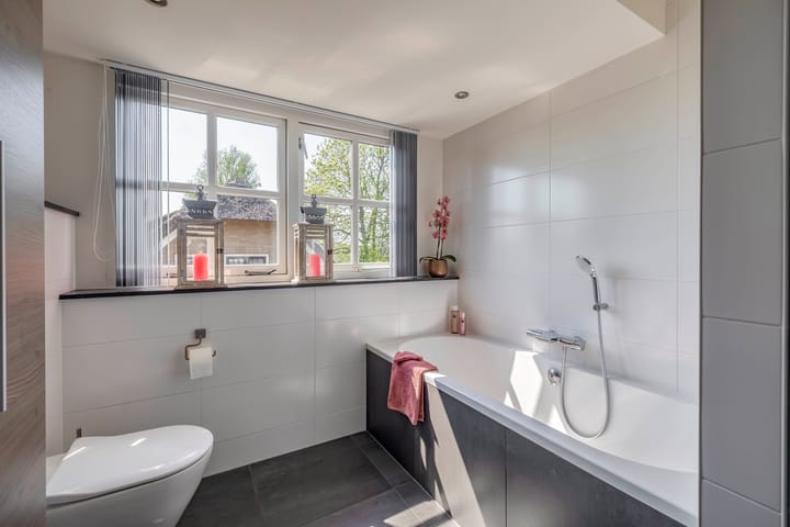 Foto 5 van Lopikerweg 1-B