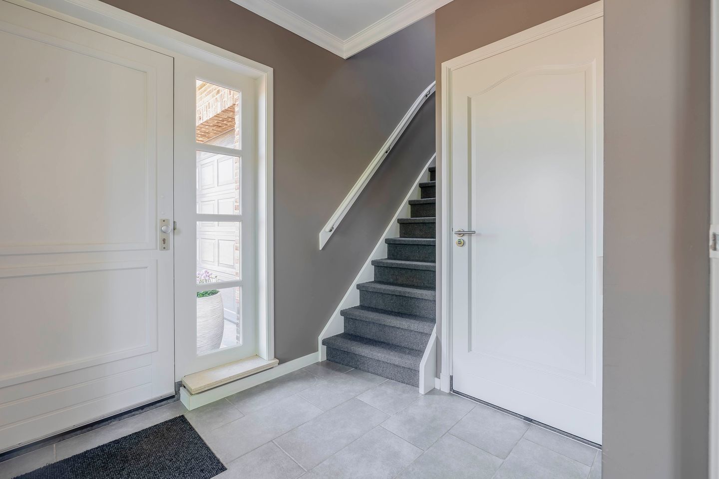 Foto 14 van Lopikerweg 1-B