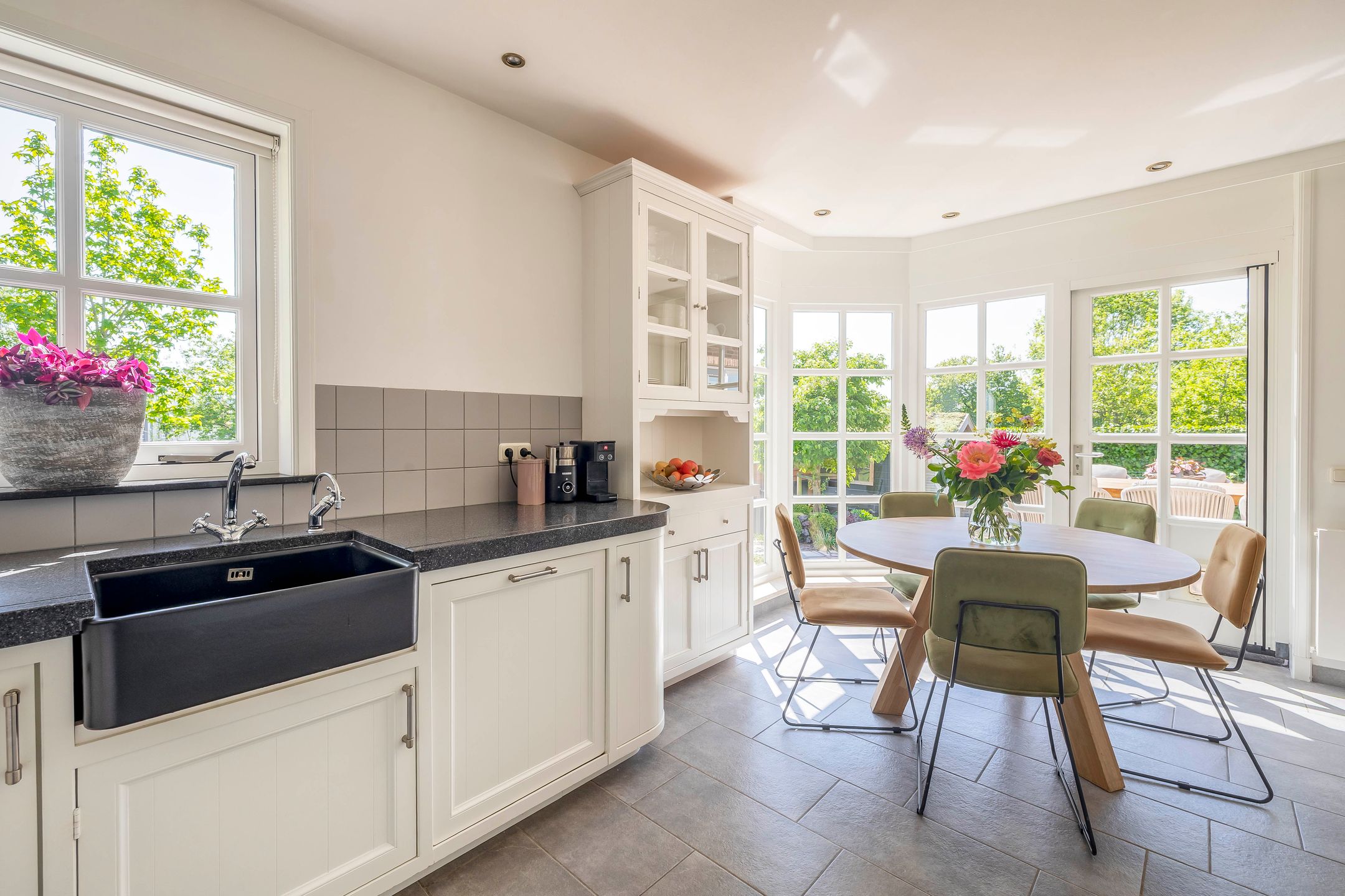 Foto 24 van Lopikerweg 1-B