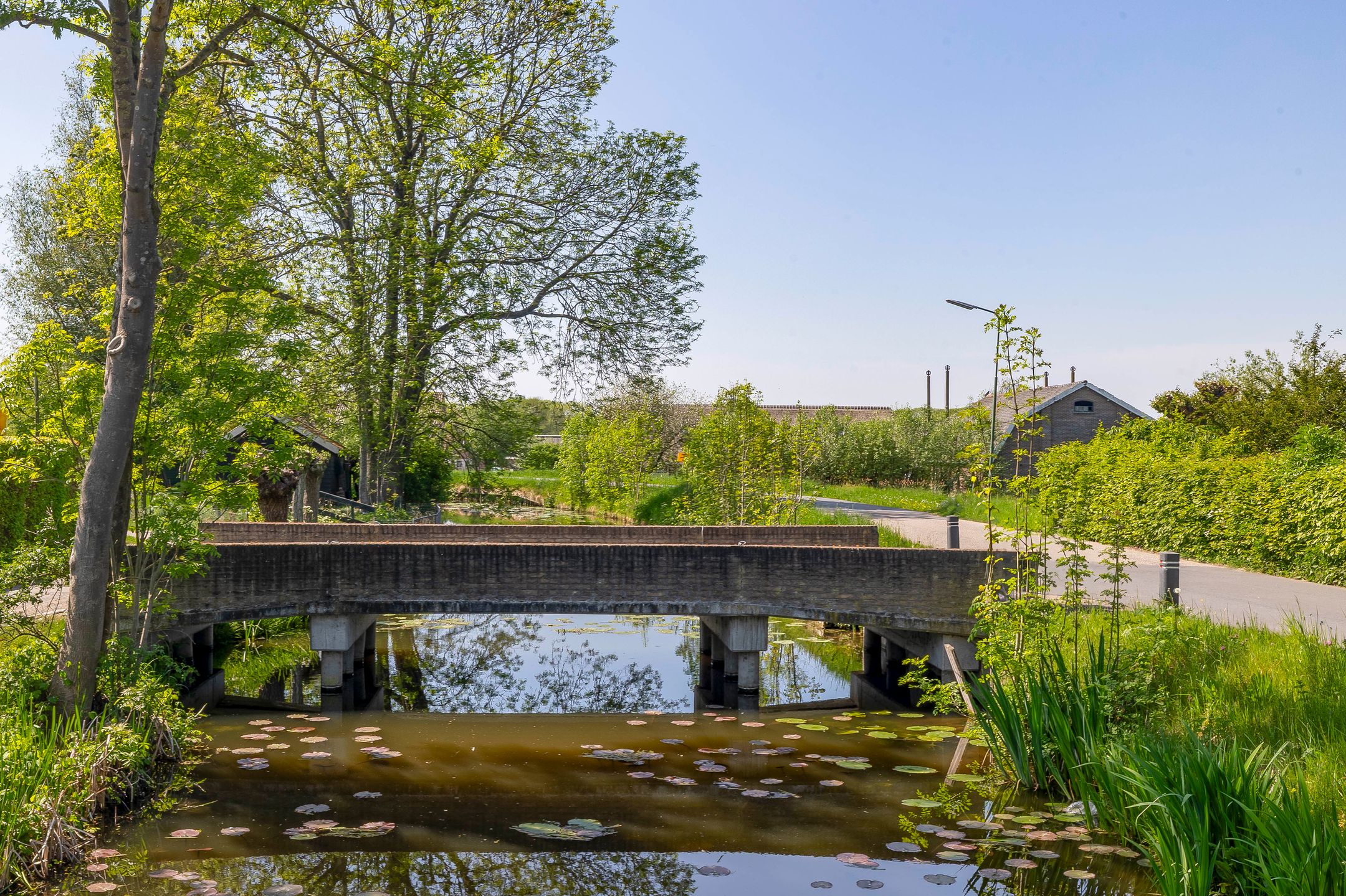 Foto 57 van Lopikerweg 1-B