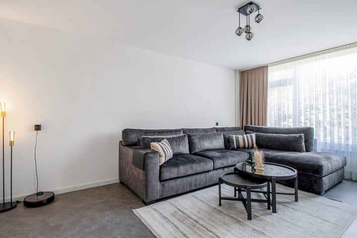 Foto 10 van Rossinistraat 15