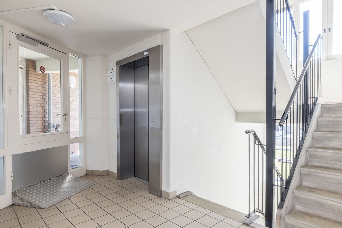 Photo 29 of Sint Maartenslaan 79-D