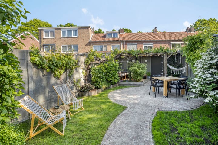 Foto 25 van Hasseltstraat 102