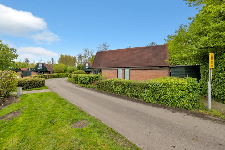 Foto 32 van Vijverweg 16-66