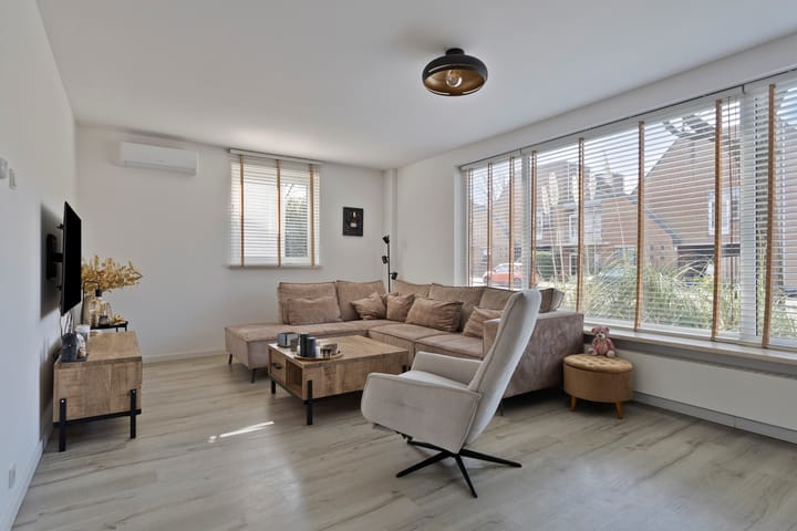 Foto 10 van Stikkerstraat 19